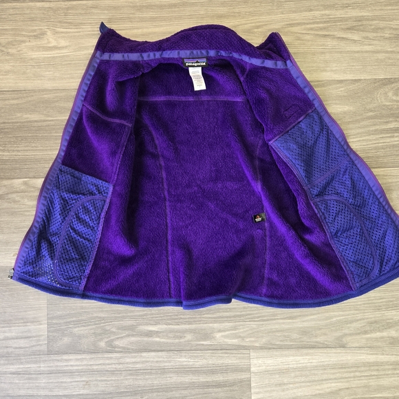 Patagonia Jacket Womens Size Small Purple Fleece Re Tool Zip Up Vest Winter - Picture 4 of 5
